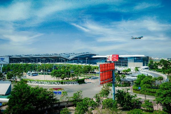 Tạm hoãn đường bay Viêng Chăn – Đà Nẵng