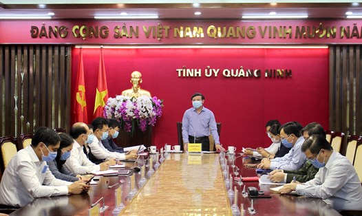 Ban Chỉ đạo phòng chống dịch COVID-19 tỉnh Quảng Ninh họp sáng 14.3. Ảnh; Thu Chung