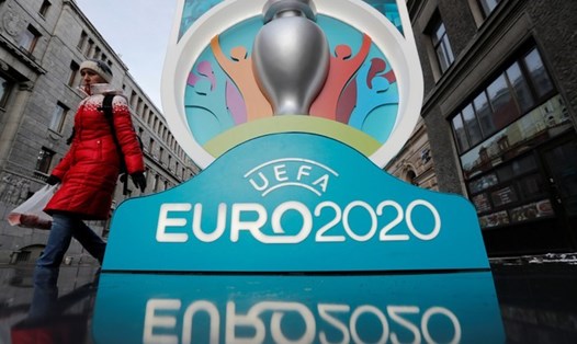 UEFA xem xét tổ chức Euro 2020 vào mùa đông. Ảnh: TL
