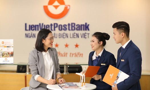 Mức vốn điều lệ mới này của LienVietPostBank cao gấp khoảng 3 lần mức vốn điều lệ vào thời điểm thành lập Ngân hàng. Ảnh LPB