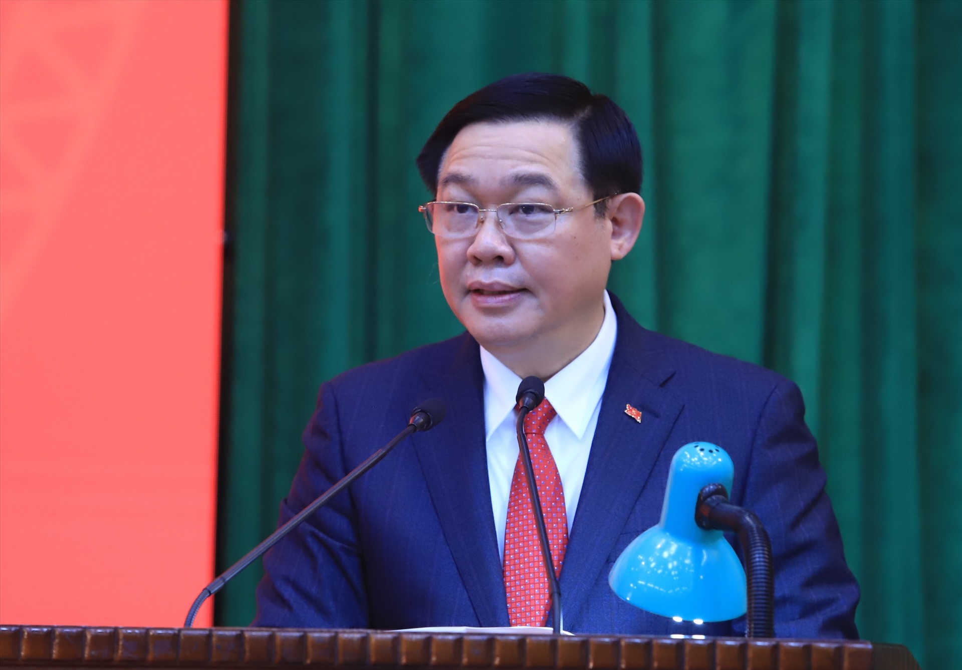 Bí thư Thành uỷ Hà Nội Vương Đình Huệ.