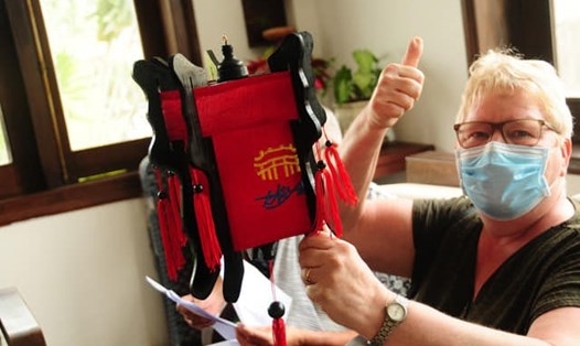 Nhiều du khách tại Hội An đã hoàn thành việc cách ly và họ cho biết sẽ nhớ mãi về kỳ nghỉ đặc biệt này. Ảnh: Thái Bá Dũng