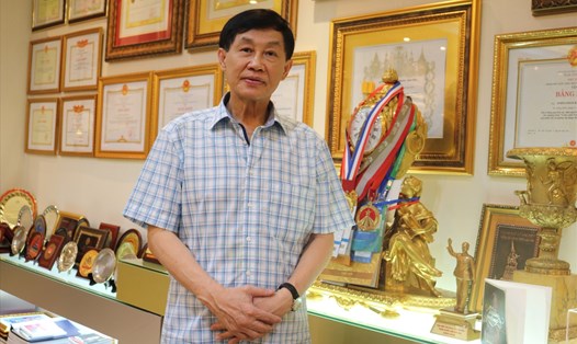 Ông Hạnh Nguyễn trả lời phỏng vấn PV Báo Lao Động. Ảnh: PV