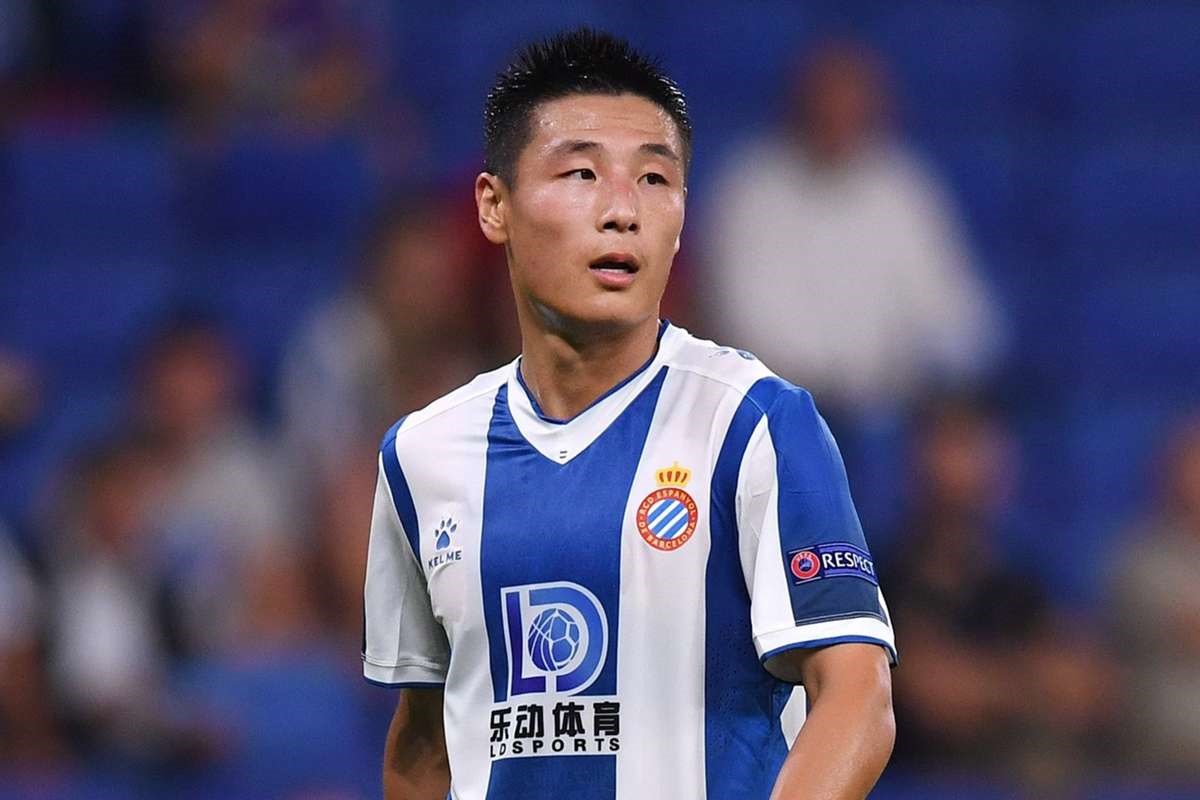 Wu Lei ăn mừng bàn thắng giành chiến thắng 1-0 trước Celta Vigo tại La Liga