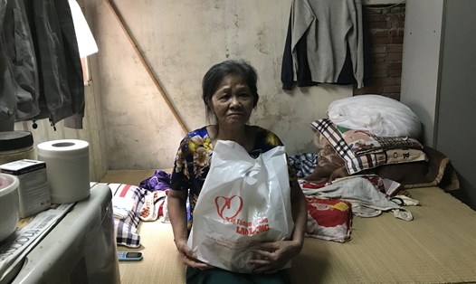 Bà Nguyễn Thị Hồng mong muốn nhận được sự giúp đỡ để vượt qua khó khăn sau vụ tai nạn.