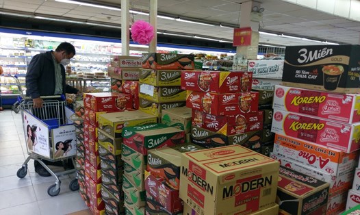 Hàng hóa dồi dào tại các hệ thống siêu thị Saigon Co.op.  Ảnh: Minh Quân