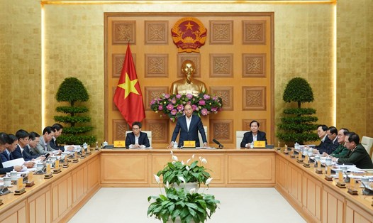 Thủ tướng Nguyễn Xuân Phúc phát biểu tại phiên họp.  Ảnh: VGP/Quang Hiếu.