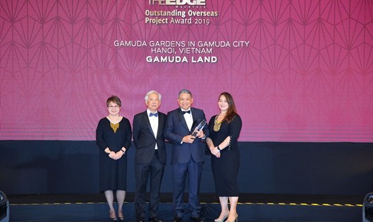Ông Cheong Ho Kuan – Chủ tịch Gamuda Land VN nhận giải