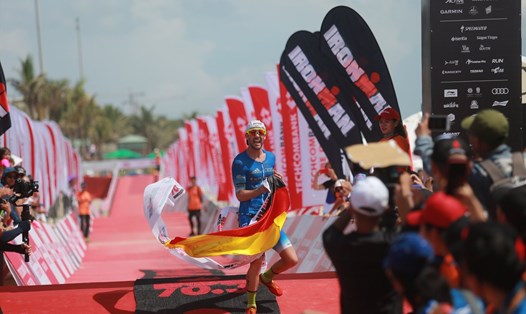 IRONMAN 70.3 Việt Nam 2020 lùi lịch thi đấu vì COVID-19