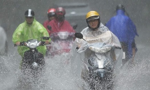 Dự báo các tỉnh phía Tây Bắc Bộ, các tỉnh từ Đà Nẵng đến Bình Thuận, Tây Nguyên và Nam Bộ có mưa rào và dông. Ảnh: Sơn Tùng.