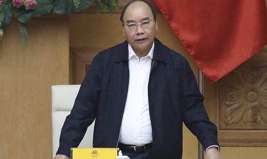 Thủ tướng Nguyễn Xuân Phúc chủ trì cuộc họp. - Ảnh: VGP/Quang Hiếu