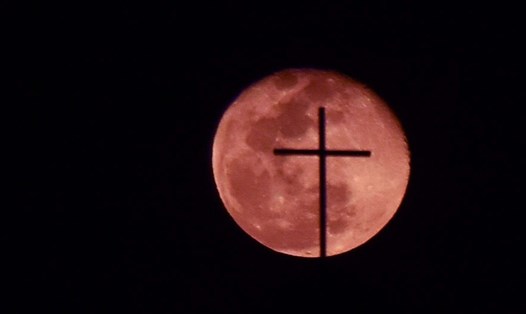 Siêu trăng hồng 20.4.2019 chụp từ Oaxaca, Mexico. Ảnh: Getty.