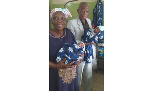 Bà mẹ Nigeria sinh đôi ở tuổi 68. Ảnh: Lagos University Teaching Hospital