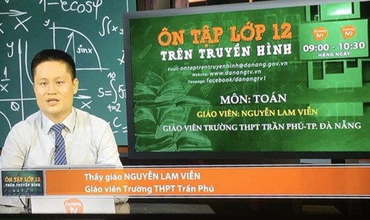 Giáo viên Đà Nẵng thực hiện dạy học qua truyền hình cho học sinh. Ảnh chụp màn hình