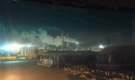 Người dân phản ánh Nhà máy thép Hòa Phát - Dung Quất bốc mùi khét gây ô nhiễm.