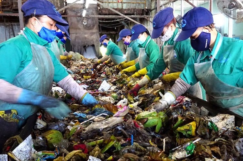 Nhà máy rác Cà Mau xin đóng cửa, lấy lí do sợ lây dịch từ khẩu trang bẩn