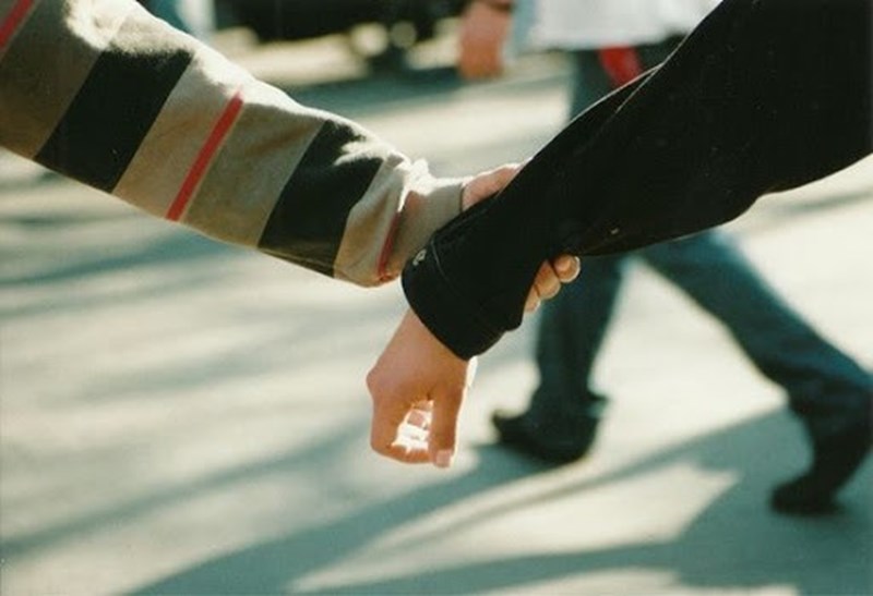 Những dấu hiệu cho thấy người yêu cũ chưa thể quên được bạn dù đã chia tay