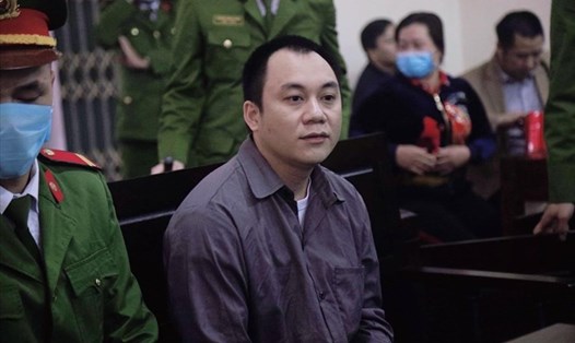 Bị cáo Hoàng tại phiên tòa sơ thẩm ngày 14.2 vừa qua trong vụ án tai nạn giao thông trên cao tốc Hà Nội - Thái Nguyên.