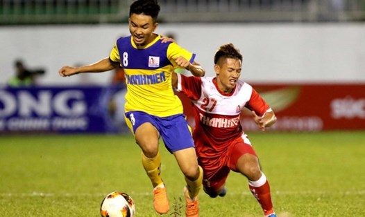 Cầu thủ U21 Đồng Tháp (áo vàng) tại giải U21 Quốc gia 2019. Ảnh: VFF