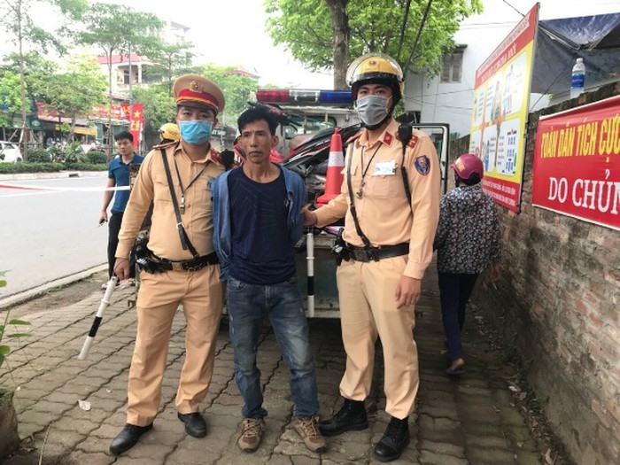 Đối tượng tàng trữ ma túy bị bắt giữ. Ảnh: Hoàng Phong