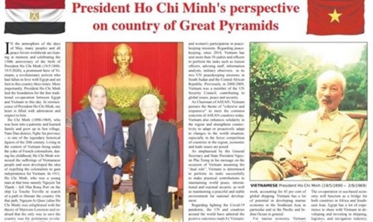Tờ The Egyptian Gazette đăng bài viết ca ngợi Chủ tịch Hồ Chí Minh. Ảnh: TTXVN