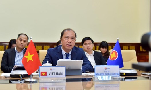 Thứ trưởng Ngoại giao Nguyễn Quốc Dũng chủ trì cuộc họp các Quan chức cao cấp ASEAN, ngày 18.5.2020. Ảnh: Bộ Ngoại giao
