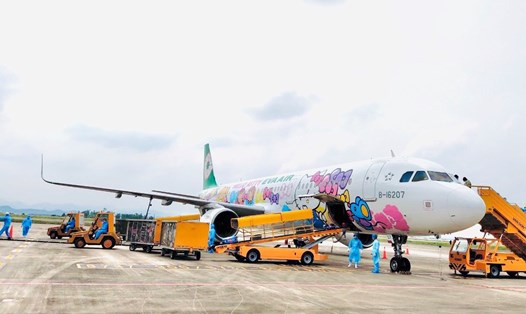 Sân bay Vân Đồn đón chuyến bay đầu tiên đưa chuyên gia Đài Loan sang Việt Nam, ngày 19.5.2020. Ảnh: CTV