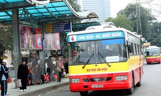 Xe buýt hoạt động trở lại bình thường từ ngày 4.5.2020. Ảnh. T.Lương