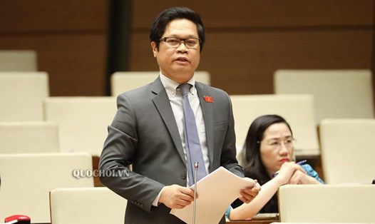 Đại biểu Vũ Tiến Lộc - Đoàn ĐBQH tỉnh Thái Bình phát biểu tại phiên họp. Ảnh Quochoi.vn