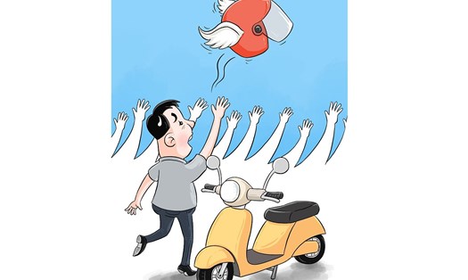 Giá mũ bảo hiểm Trung Quốc tăng vọt sau khi nước này chuẩn bị áp dụng chính sách giao thông mới. Ảnh: CGTN.