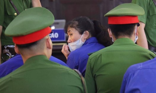Bị cáo Nguyễn Thị Hồng Nga tại phiên tòa sơ thẩm. Ảnh: P.Du.