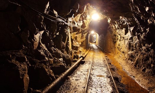 Một công ty mỏ ở Nam Phi dừng hoạt động sau khi ghi nhận 53 công nhân mắc COVID-19. Ảnh: GN
