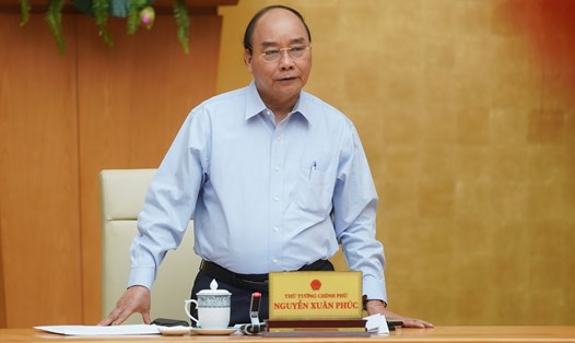 Thủ tướng Nguyễn Xuân Phúc chủ trì cuộc họp. Ảnh VGP