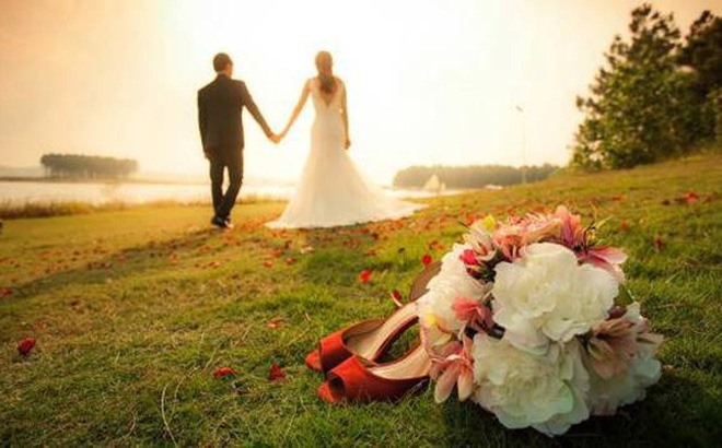 Vì sao giới trẻ TPHCM kết hôn muộn?