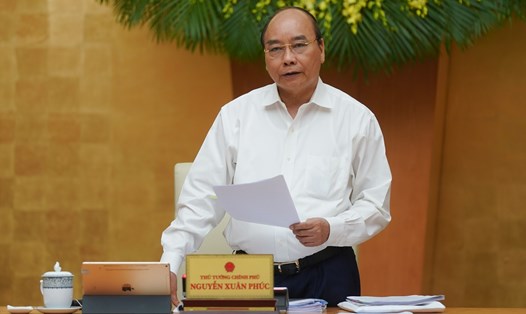 Thủ tướng Nguyễn Xuân Phúc phát biểu tại phiên họp. Ảnh: VGP/Quang Hiếu
