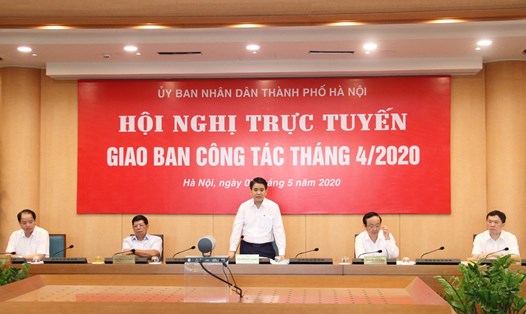Chủ tịch Hà Nội tại hội nghị, giao ban công tác tháng 4.2020. Ảnh: Xuân Hải Lê