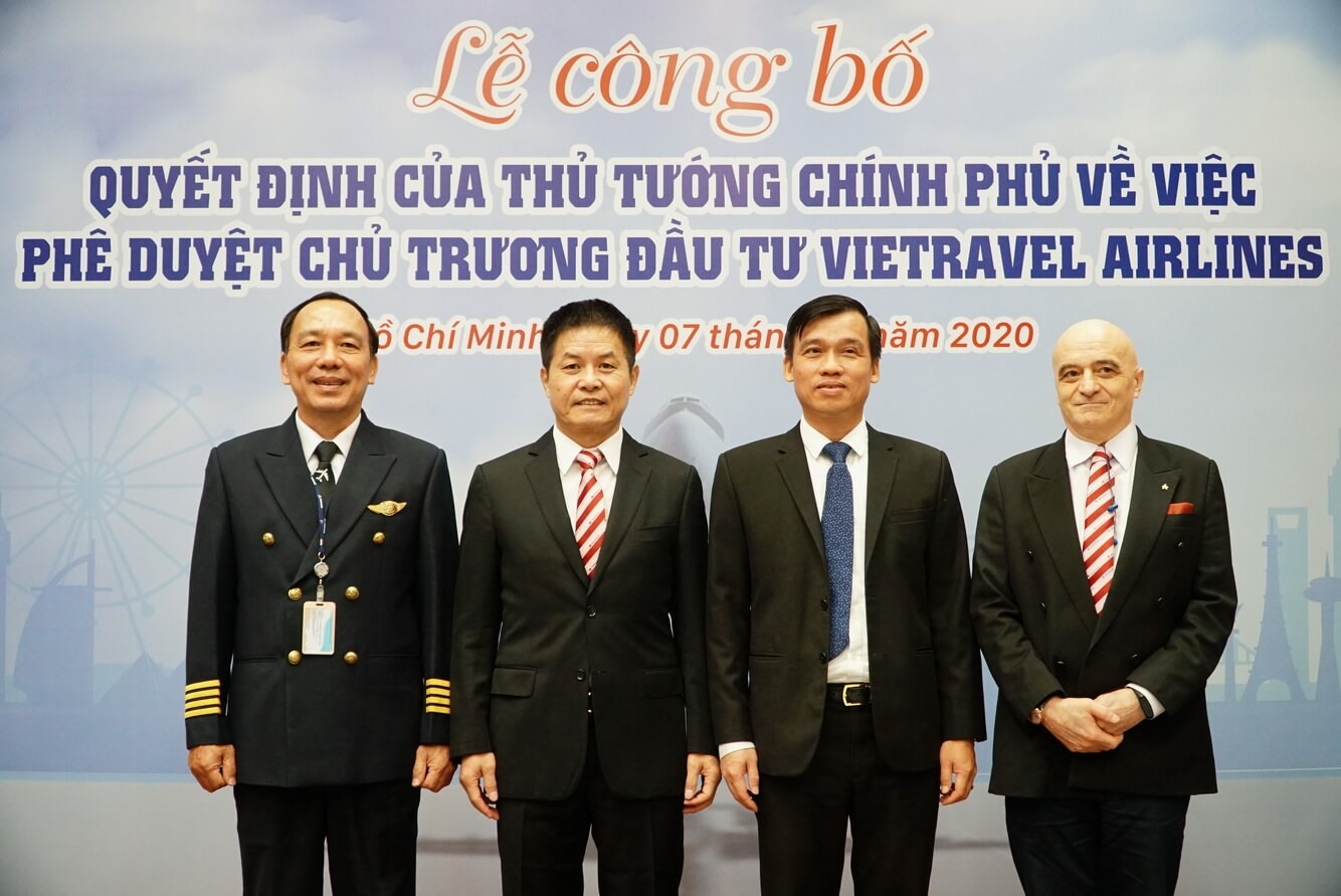 Ban Lãnh đạo Vietravel Airlines. Ảnh: Vietravel cung cấp