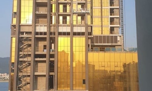 Công trình Khối căn hộ dự án Tổ hợp khách sạn P.A Tower ở đường Như Nguyệt. Ảnh: Tường Minh