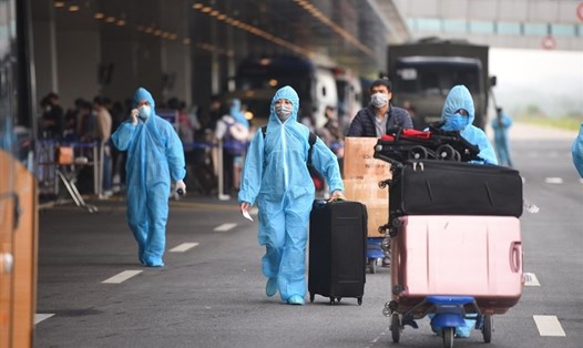 Sân bay Vân Đồn đón hàng nghìn người Việt Nam từ nước ngoài về nước từ khi dịch COVID-19 bùng phát ở nhiều nơi trên thế giới. Ảnh: CTV.