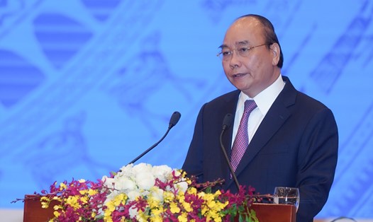 Thủ tướng Nguyễn Xuân Phúc phát biểu chỉ đạo tại hội nghị. Ảnh: VGP/Quang Hiếu