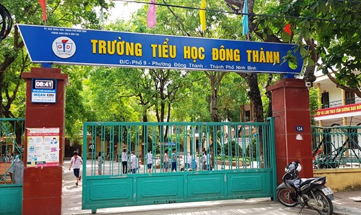 Trường Tiểu học Đông Thành, nơi xảy ra vụ việc. Ảnh: NT