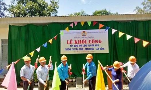 Công đoàn Giáo dục Việt Nam khởi công xây dựng nhà công vụ giáo viên. Ảnh Hoàng Anh