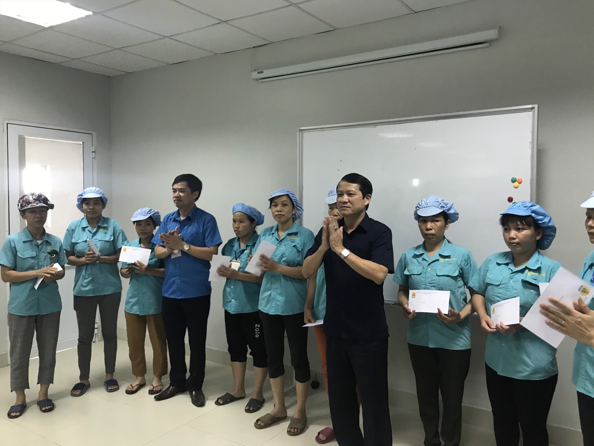 Đổi mới hoạt động Tháng Công nhân 2020 để mang lại quyền lợi thiết thực cho người lao động. Ảnh: Bá Mạnh