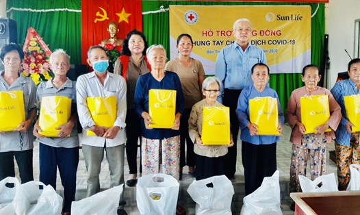Bến Tre là một trong các địa phương nhận được quà tặng từ Sun Life Việt Nam trong đợt trao quà này.