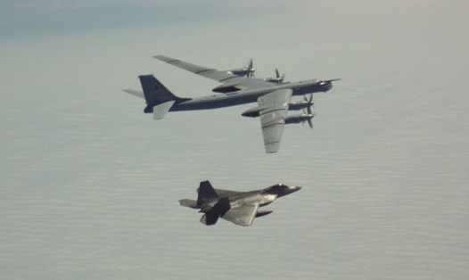 NORAD chặn các máy bay ném bom của Nga trong khu vực nhận dạng phòng không Alaska hôm 10.6. Ảnh: NORAD.