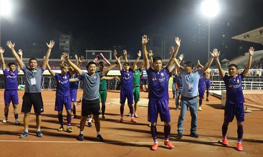 Câu lạc bộ Sài Gòn dẫn đầu V.League 2020 sau 4 vòng đấu. Họ có cùng 8 điểm như Viettel, SLNA nhưng xếp trên do hơn về chỉ số phụ. Ảnh: Nguyễn Đăng.