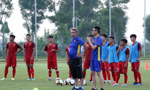 Có tới 11 cầu thủ U19 Hà Nội trong đợt tập trung đầu tiên của U19 Việt Nam. Ảnh: VFF