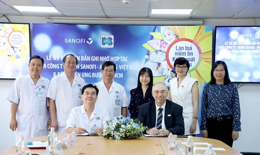 Buổi lễ ký kết giữa Sanofi-Aventis Vietnam và Bệnh viện Ung Bướu Tp. Hồ Chí Minh