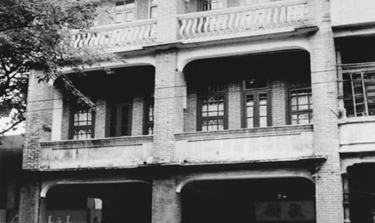 Ngôi nhà số 13, nay là số 248 - 250, đường Văn Minh (Quảng Châu, Trung Quốc) -  nơi tờ báo Thanh Niên xuất bản những số đầu tiên. Ảnh Tư liệu