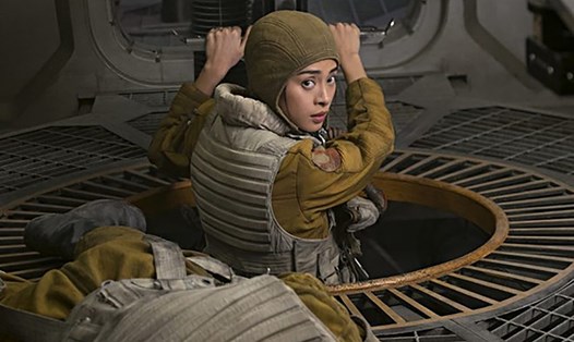 Ngô Thanh Vân vai một xạ thủ trong phim “Star Wars: The Last Jedi”. Nguồn: kenh14.vn